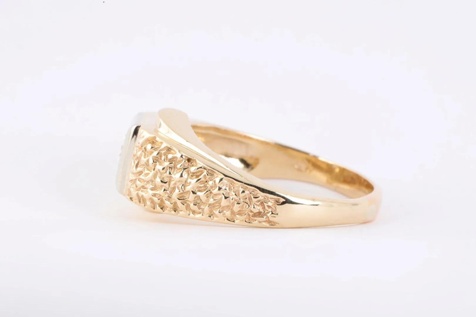 14k Yellow Gold 0.36tcw Diamond Textured Ring Size 15 (13.69g.)