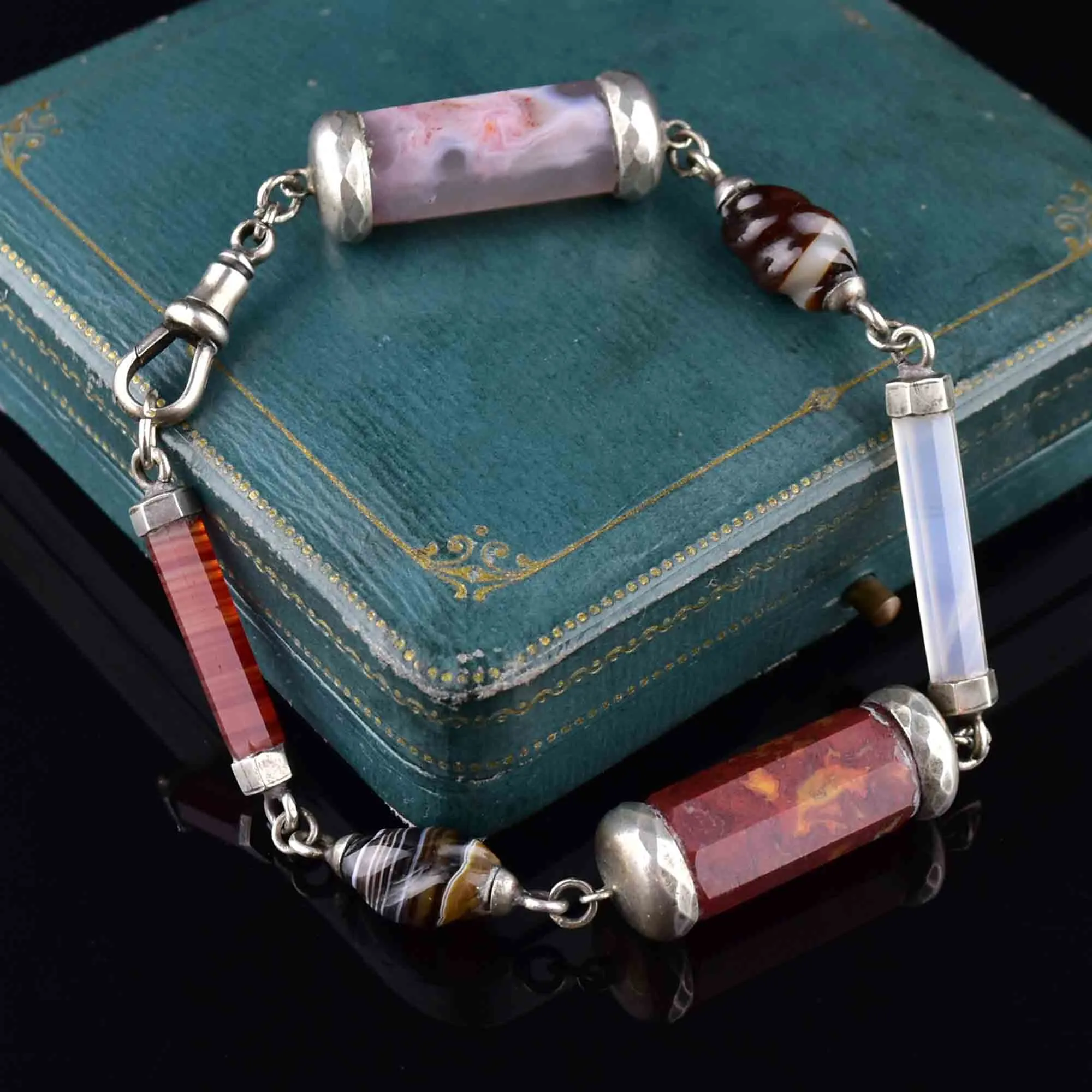 Antique Silver Scottish Agate Barrel Bracelet