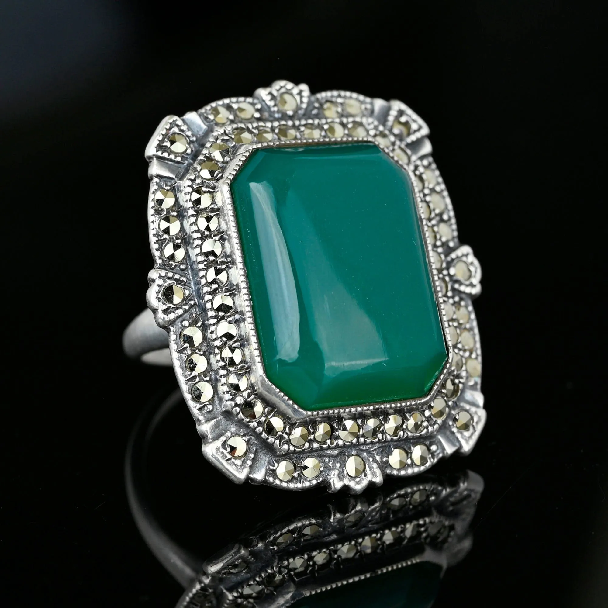 Art Deco Sterling Silver Marcasite Chrysoprase Ring