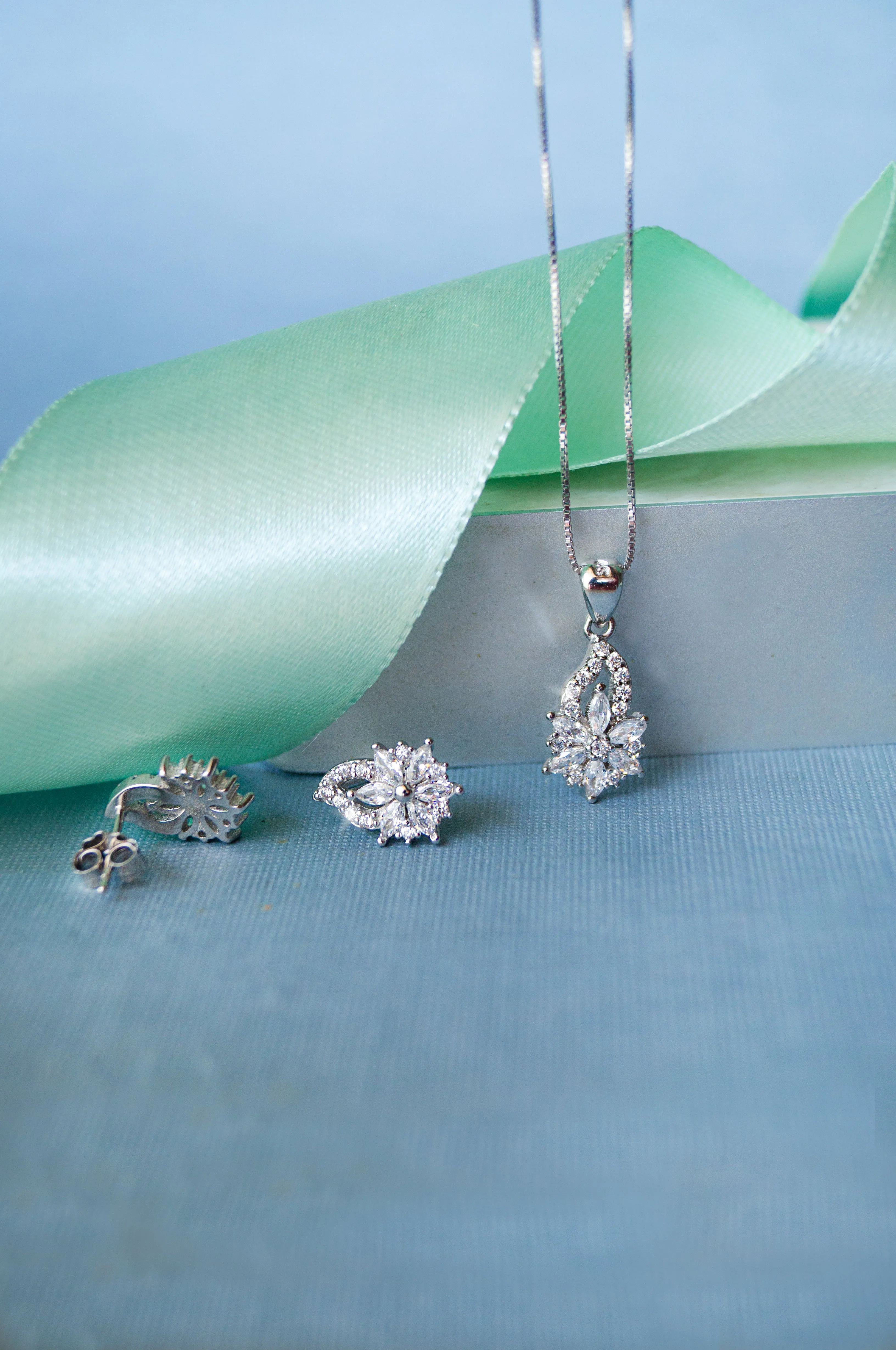 Eclectic Floral Sterling Silver Pendant Set