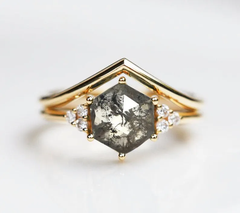 Klara Salt & Pepper Diamond Ring Set