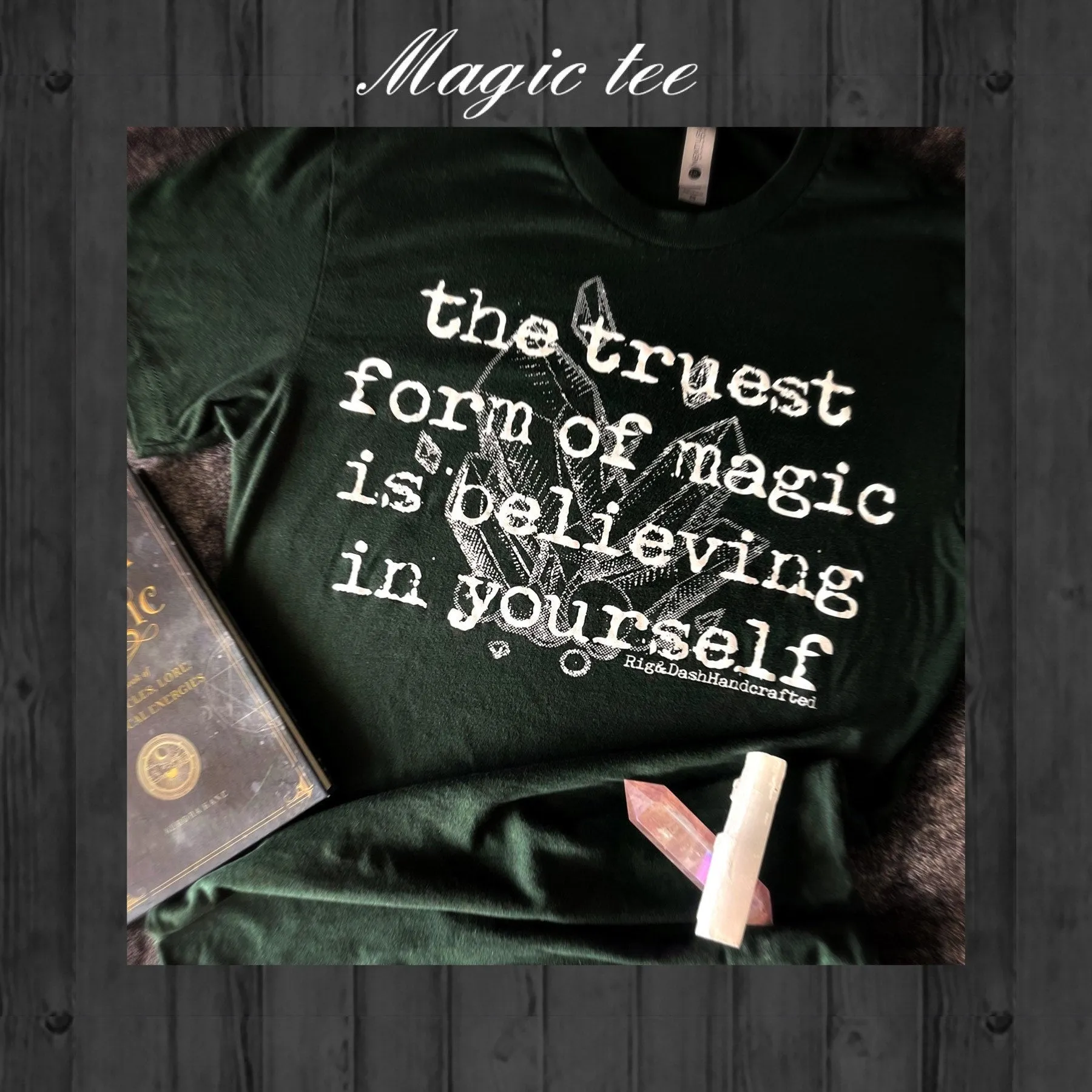 Magic crystal graphic tee