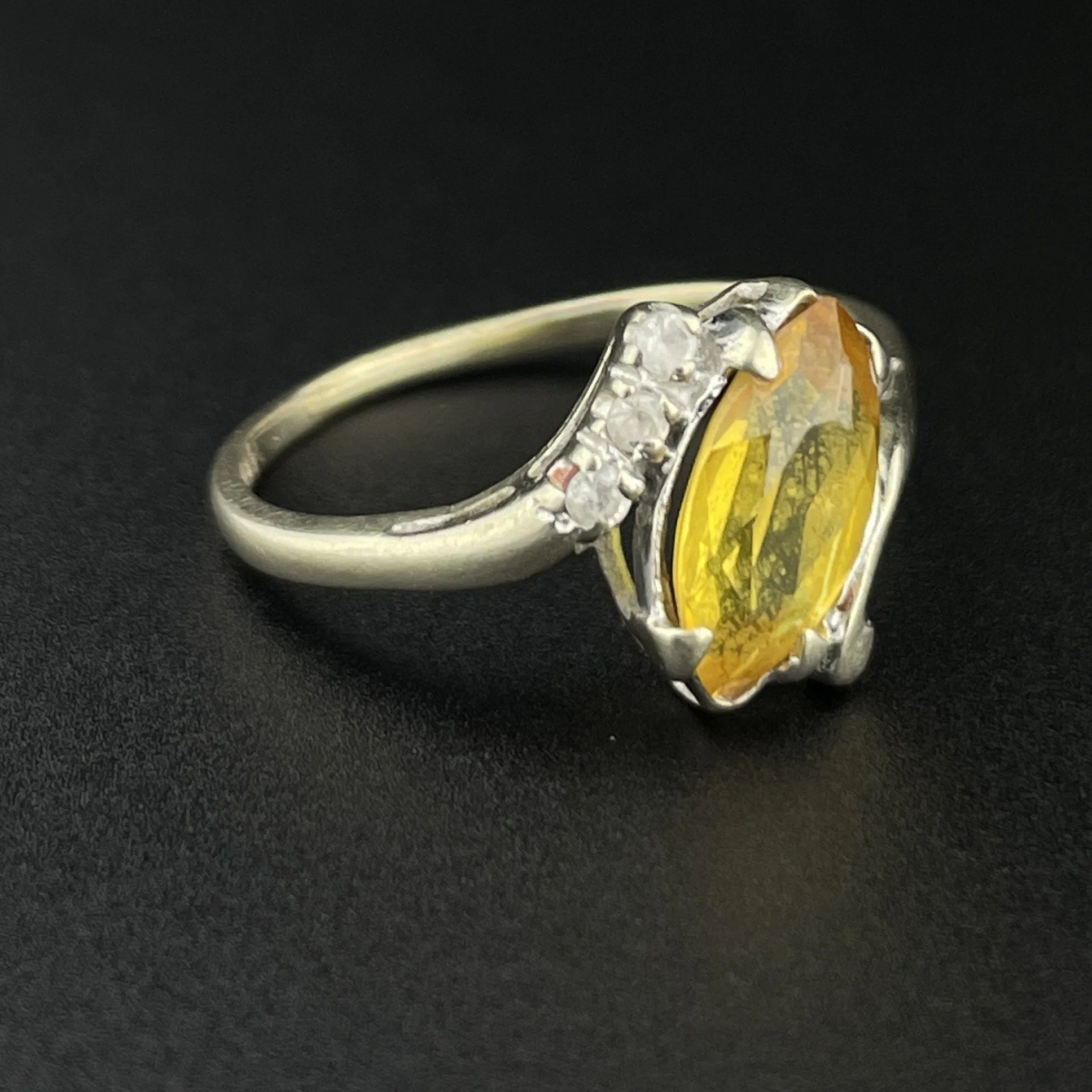 Vintage 10K Gold Marquise Cut Yellow Topaz Ring, Sz 6 1/4