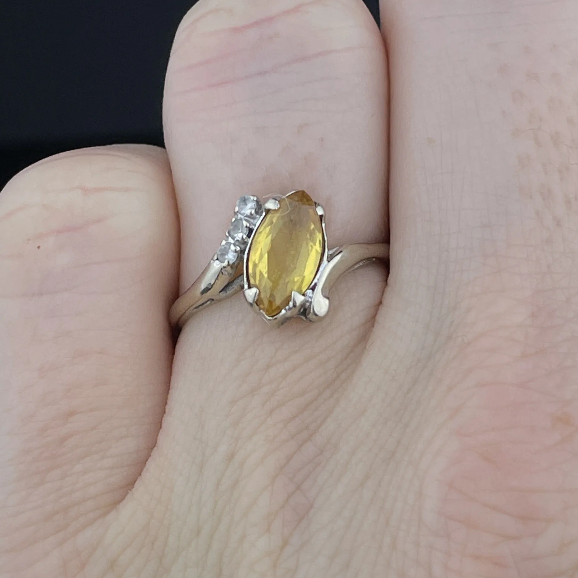 Vintage 10K Gold Marquise Cut Yellow Topaz Ring, Sz 6 1/4