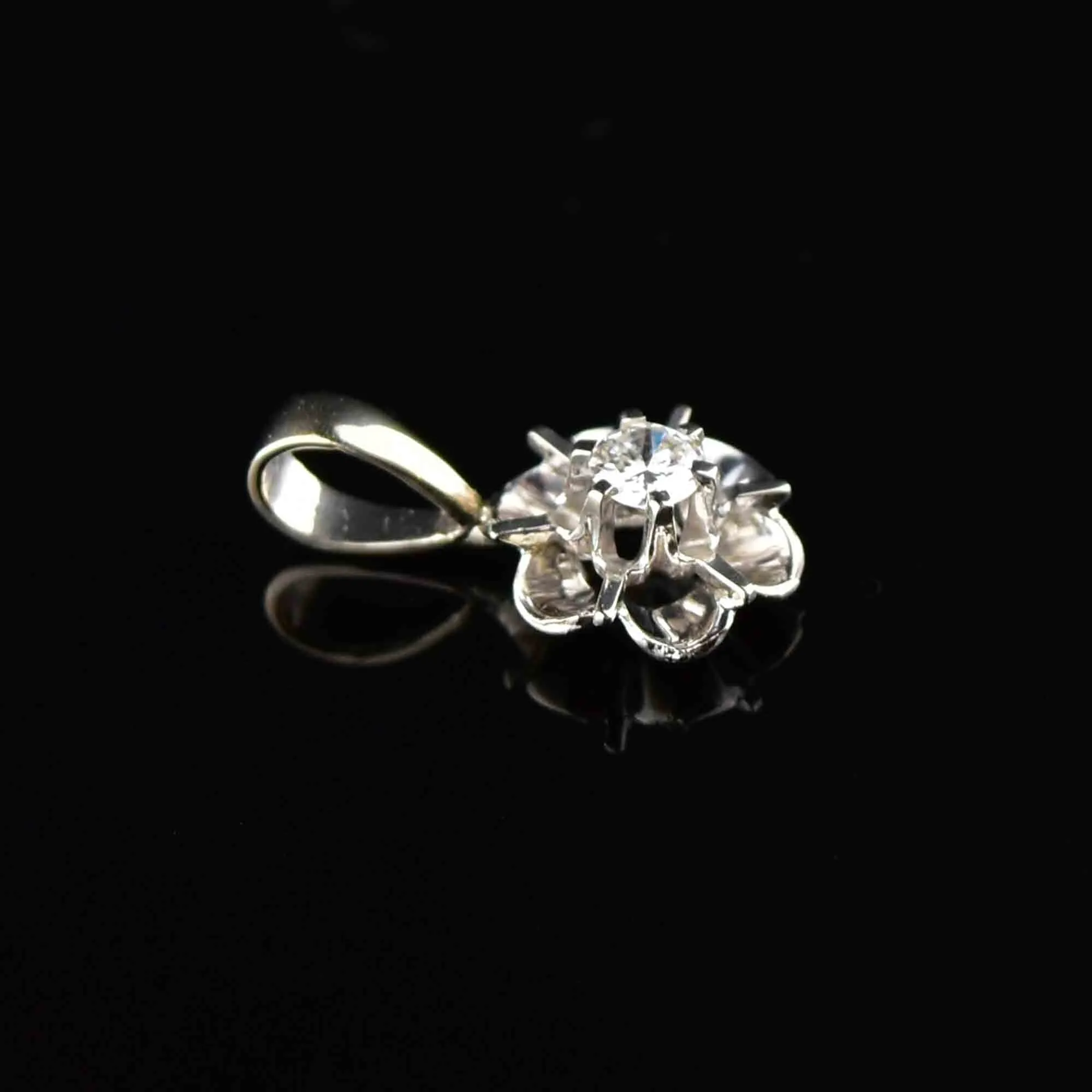 Vintage 14K White Gold Diamond Buttercup Pendant