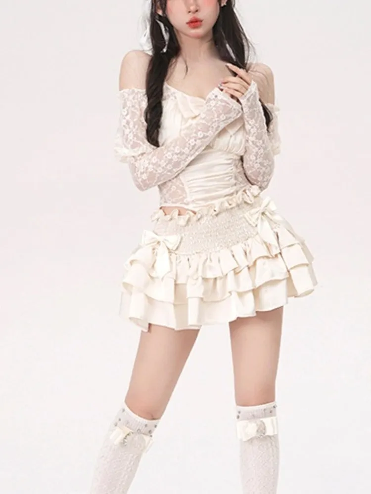 Vintage Two-Piece-Set: Top With Lace Sleeves and Bow Detail   Matching Ruffle Skirt